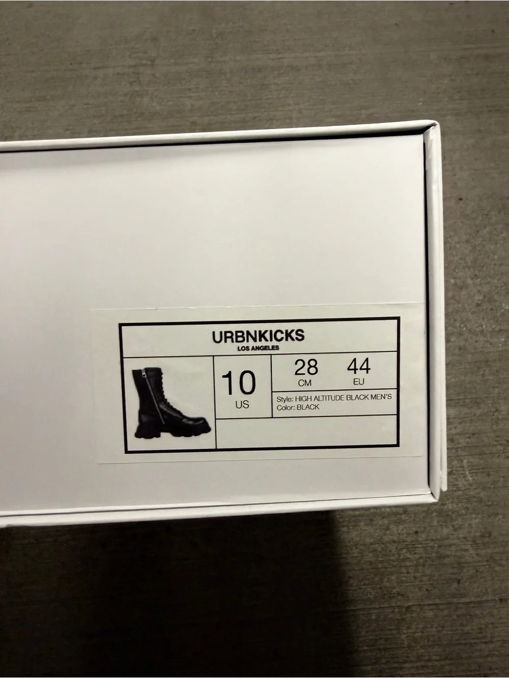 Urbnkicks classic black